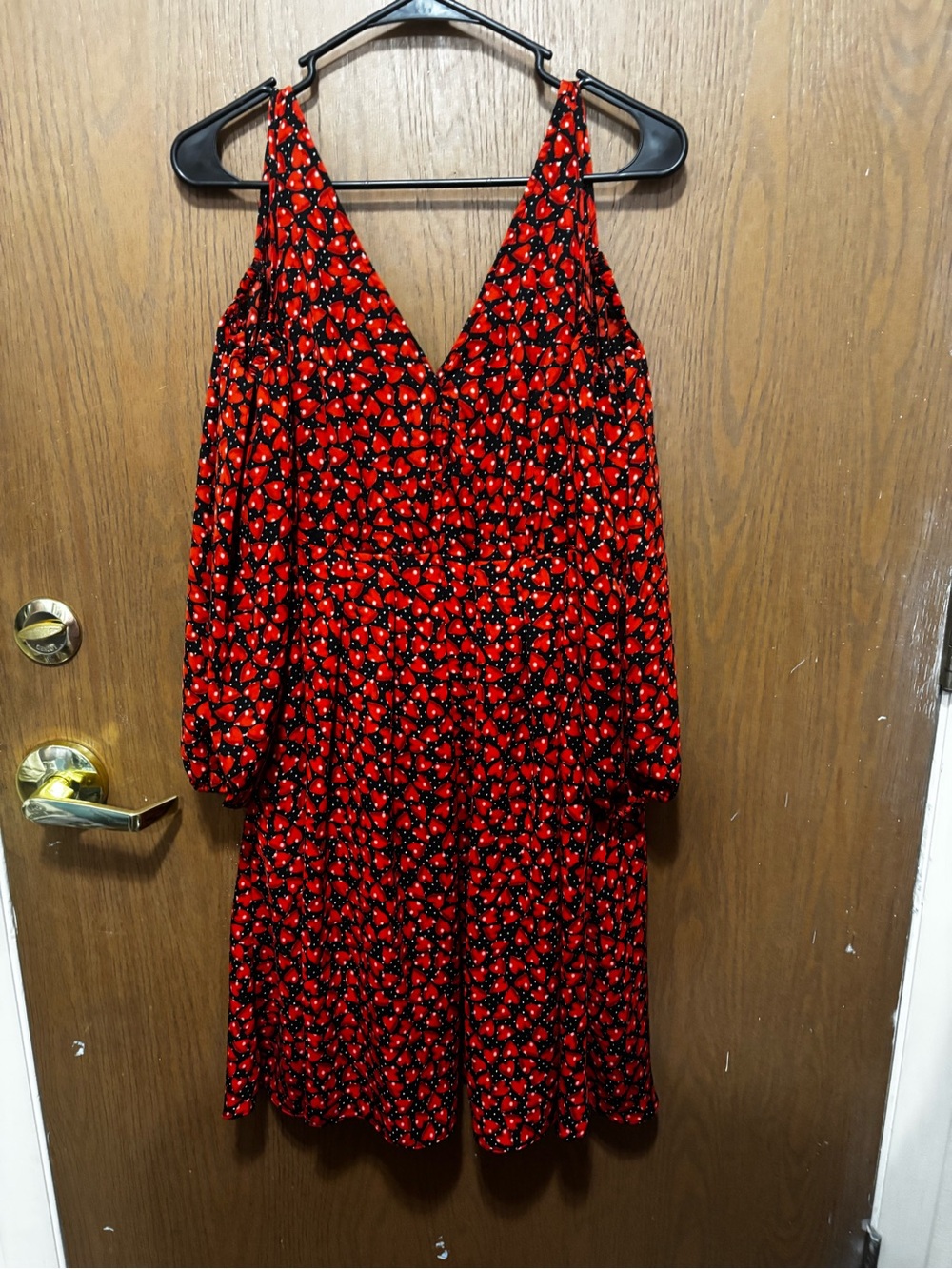 Hot topic exclusive Alice in wonderland black dress with red hearts